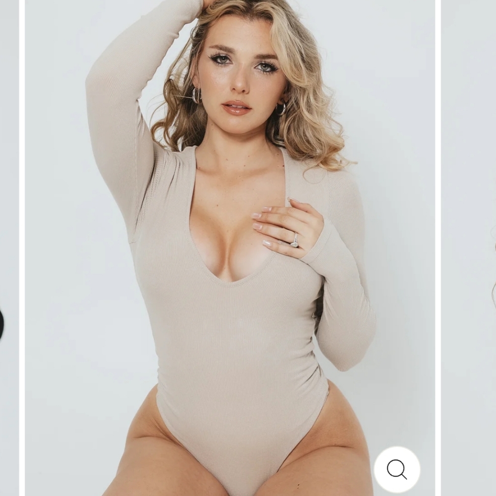 Deep V Bramisuit